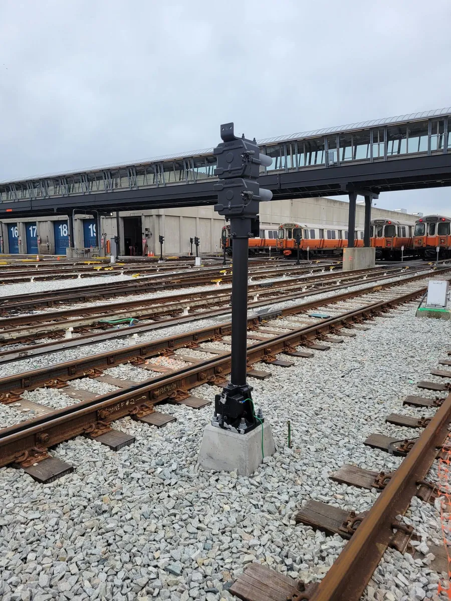 DPS-1A precast flasher foundation — site photo 5